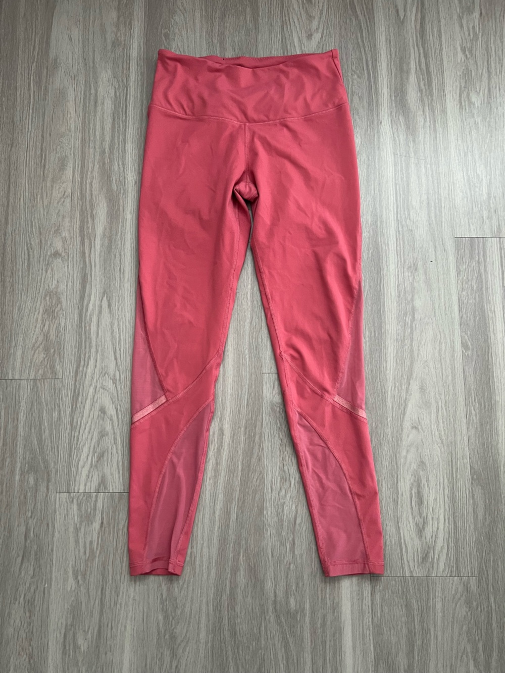 Victoria’s Secret Knockout Sport Pink Mesh Leggings Size M